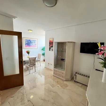 Neptuno View 22 * Бенидорм