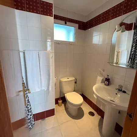 Neptuno View 22 بينايدورم